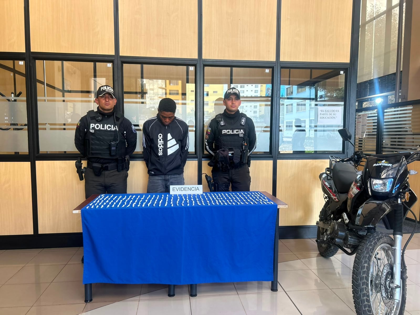 Uno de los aprehendidos durante el operativo Apolo 38.
