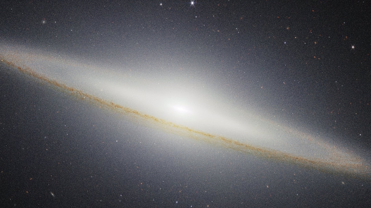 Nueva imagen de la galaxia del Sombrero revela detalles nunca vistos - Infobae
