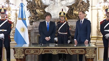 Santilli asume como jefe de Gabinete: la amplia convocatoria y el fastidio de un sector del Gobierno con el PRO