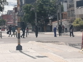 Desmanes en la Universidad Pedagógica requirieron la presencia de la Undmo - crédito @manolitosalazar/X