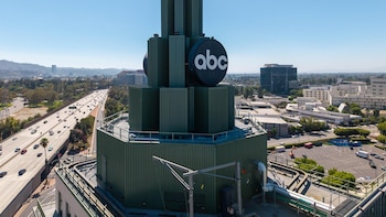 Disney demanda a la Administración Trump por solicitar la renovación anticipada de las licencias de la ABC