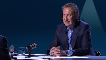 Jorge Valdano arremete contra el racismo en el deporte, en ‘La noche de Aimar’: “Se puede leer una sociedad a través de los estadios de fútbol”