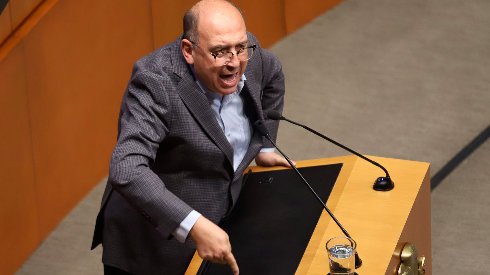 Rubén Moreira acusa a Morena de intentar censurar a los medios de comunicación con nuevos lineamientos de audiencias