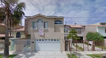 Propiedad de Jessica Johanna Oseguera González, así lucía en el 2009. (Google Maps/Capturas de pantalla)
