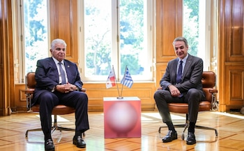 Encuentro entre el presidente panameño, José Raúl Mulino (izq) y primer ministro de Grecia, Kyriakos Mitsotakis. (Presidencia Panamá)