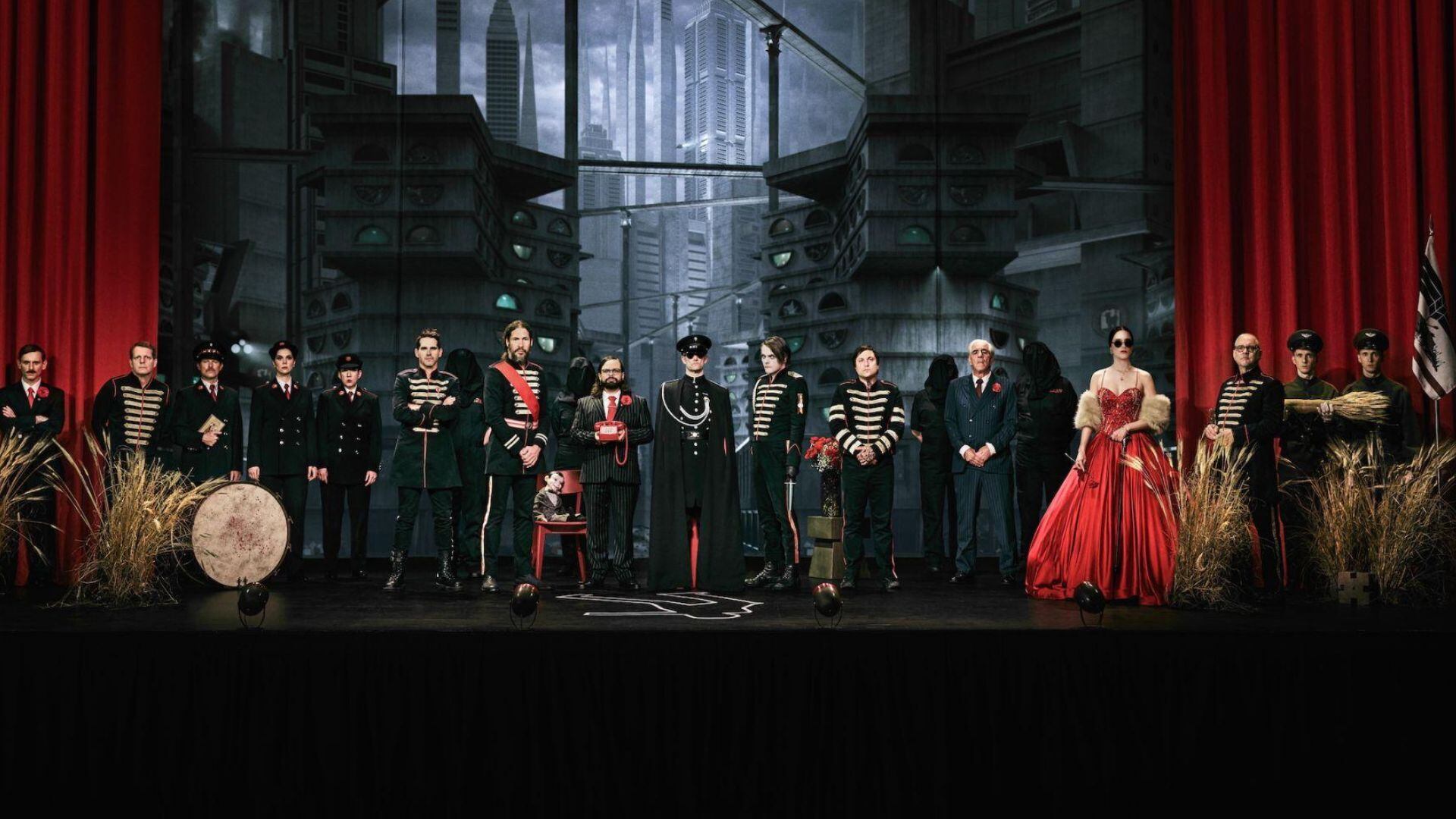 Las prendas y accesorios oficiales de My Chemical Romance para los conciertos en el Estadio GNP Seguros alcanzan precios de hasta mil 600 pesos. (Captura de pantalla Ticketmaster)