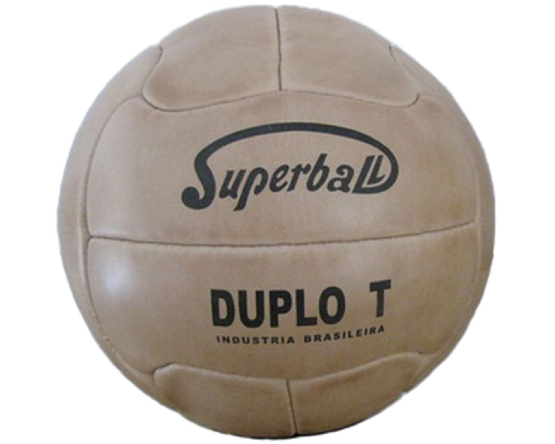 La vejiga fue reemplazada por una válvula inflable a través de un pico. Tuvo bordes curvos en sus extremos para que las costuras tuviesen menos tensión