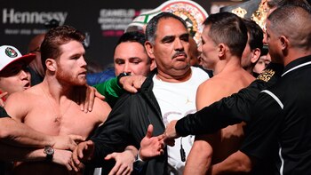 La ganancia máxima que ha registrado el mexicano en una noche fue durante la segunda pelea contra Gennady Golovkin (Foto: Reuters)