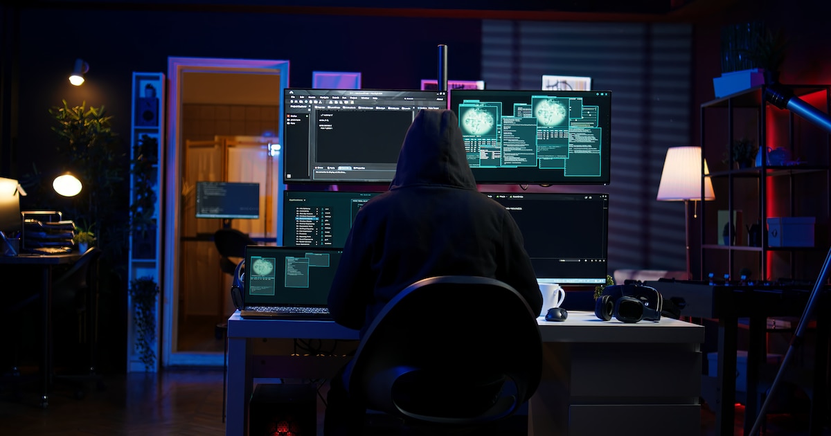 Computer Malware Images Descargar una película de internet puede ser peligroso: muchos esconden ...
