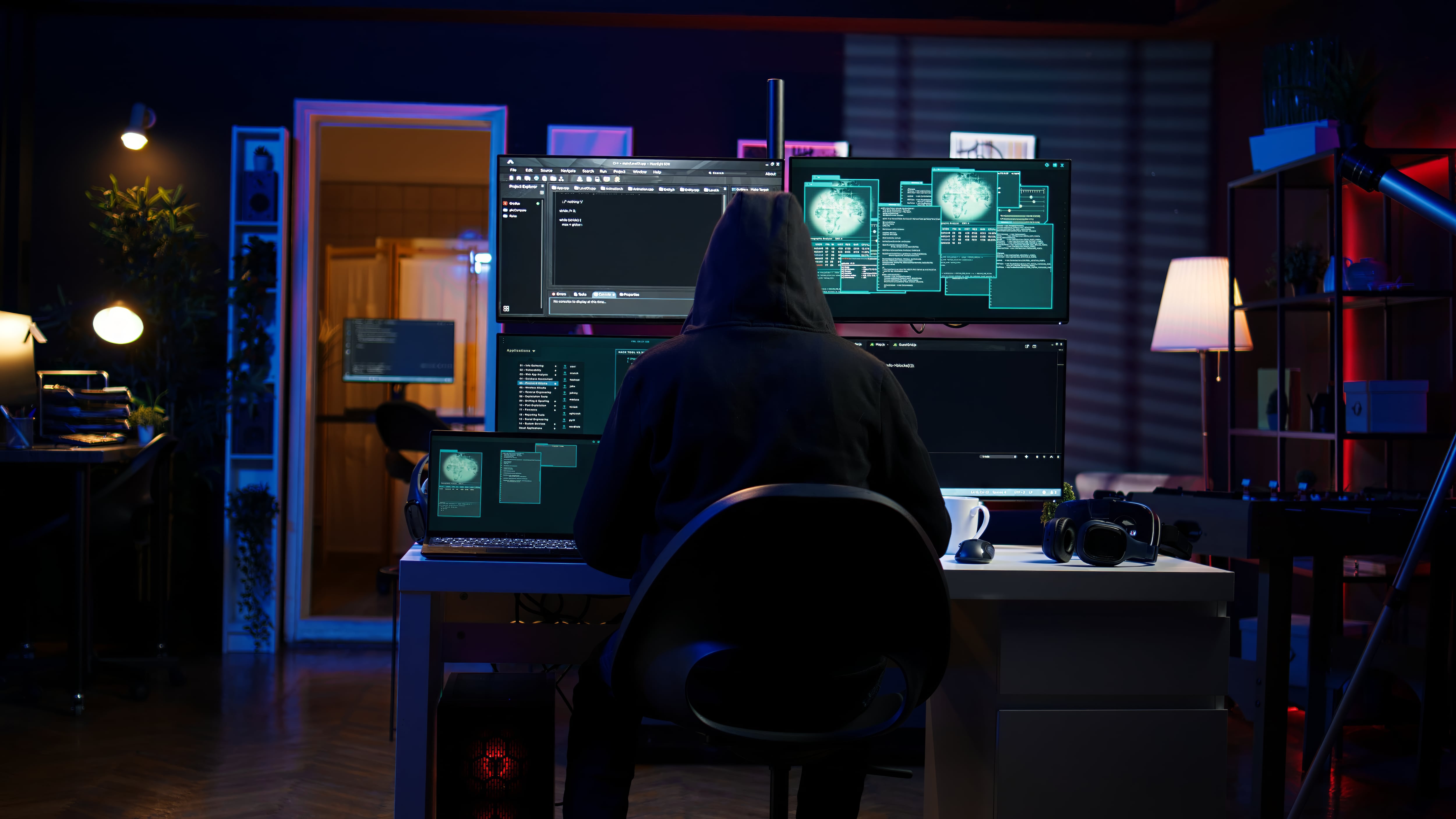 Ciberdelincuentes usan populares películas para atraer a usuarios y terminar infectando sus PC. (Freepik)