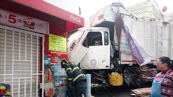 Camión de basura se impacta