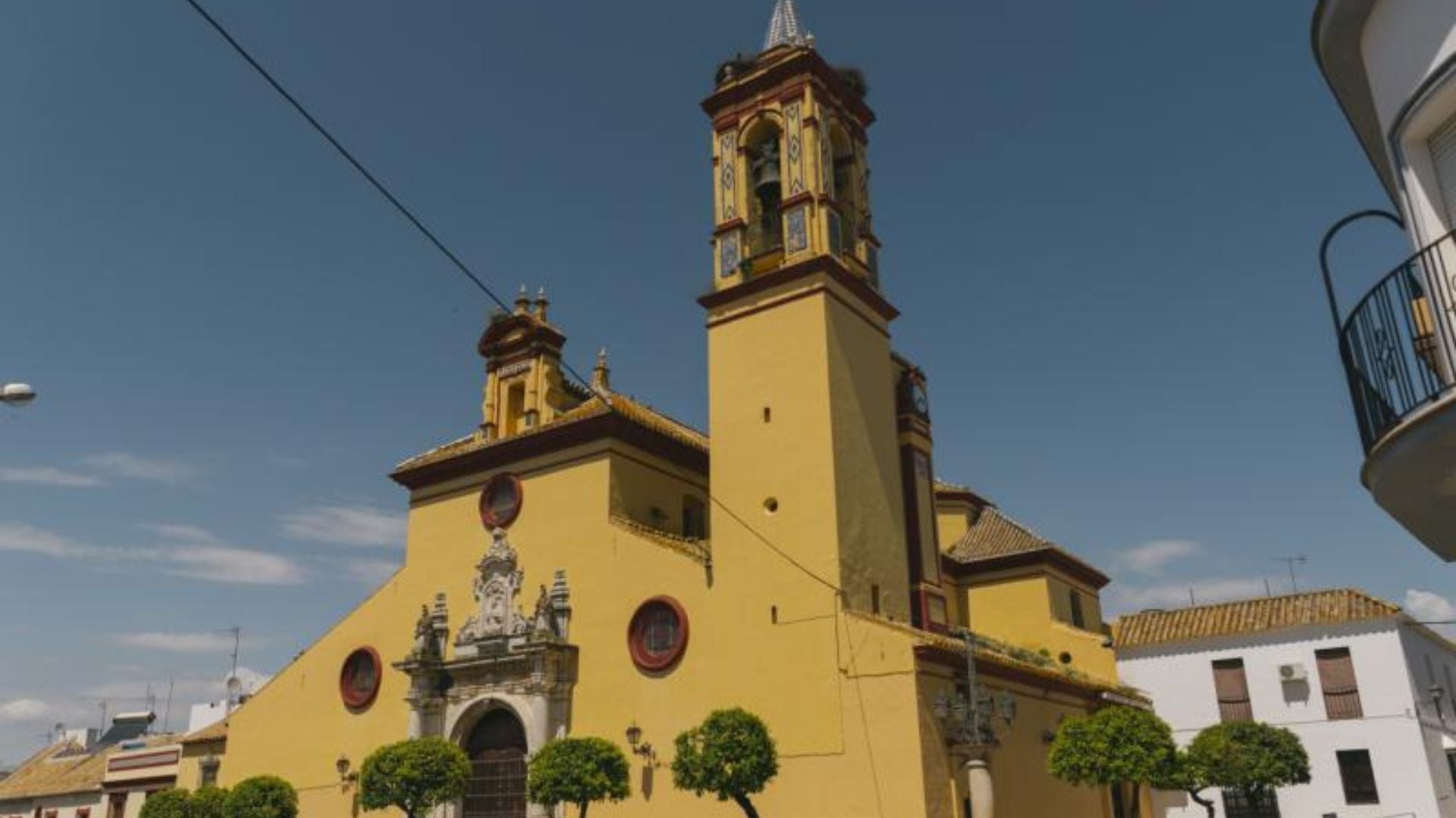 La parroquia de San Eutropio de Paradas (Sevilla) donde han robado la réplica de ‘La Magdalena Penitente’ (Turismo Sevilla)