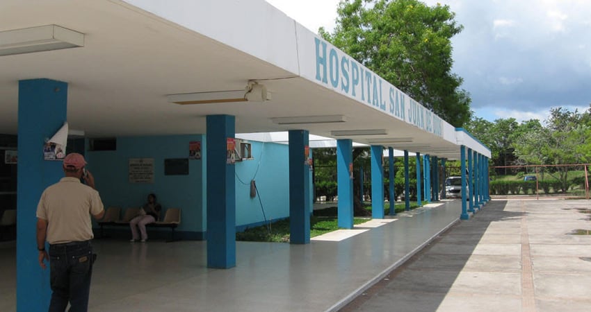 Según familiares de pacientes, en el San Juan de Dios también faltan medicamentos y productos de higiene, y hay interrupciones diarias en el suministro de agua. (Imagen de cortesía)