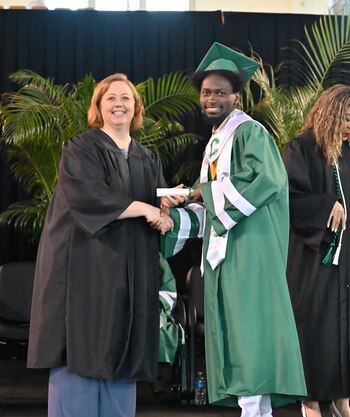 Hogan en su ceremonia de