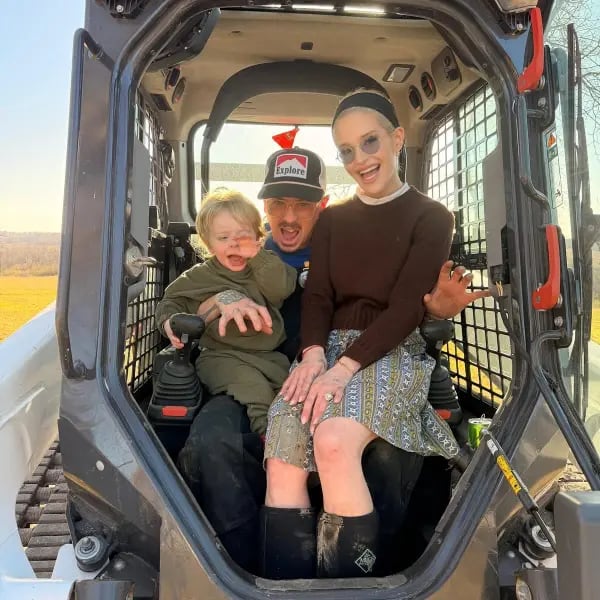 Kelly Osbourne y Sid Wilson intentaron mantenerse juntos por el bien de su hijo. (Instagram)