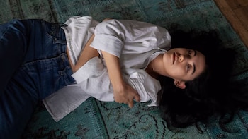 Factores como pérdidas personales y