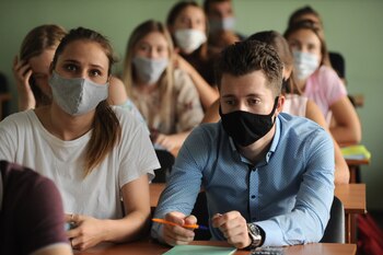 10/09/2020 Estudiantes con mascarilla en una universidad rusa
POLITICA EUROPA INTERNACIONAL RUSIA
LEV VLASOV / ZUMA PRESS / CONTACTOPHOTO