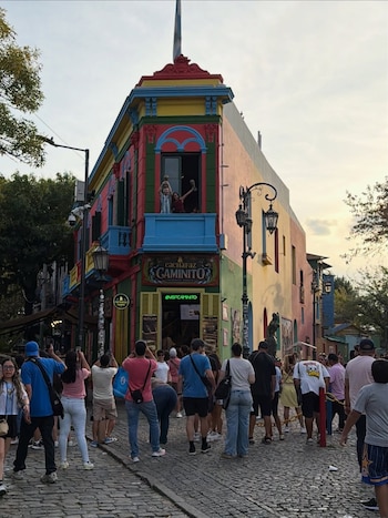 Ivana Icardi volvió a la Argentina después de nueve años y compartió su reencuentro con Buenos Aires - Image 3