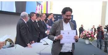 Iván Cepeda se acredita como