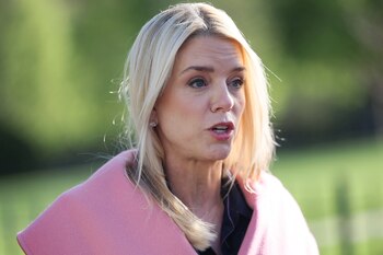 Bondi afirmó que el fallo