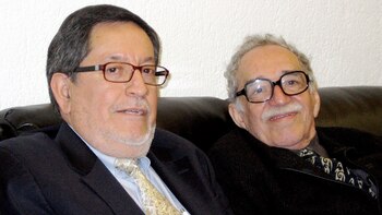 Junto a García Márquez