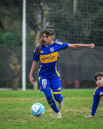 Alma Almaraz, la jugadora de Boca Sub 16 se volvió tendencia en redes
