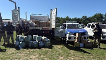 Capturaron a 7 policías intentando