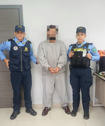 Los tres capturados quedaron a disposición de los juzgados competentes para el desarrollo de los procesos penales.