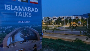 Dos escuelas de negociación: la “adquisición hostil” de Estados Unidos y la “mentalidad de bazar” de Irán