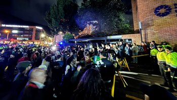 Las personas están a la