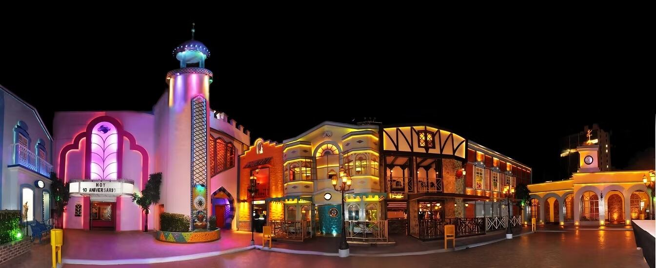 Theatron aclaró las horas en las que Diana Ospina salió del establecimiento y detalles de los videos de seguridad que la registraron - crédito Theatron / Instagram