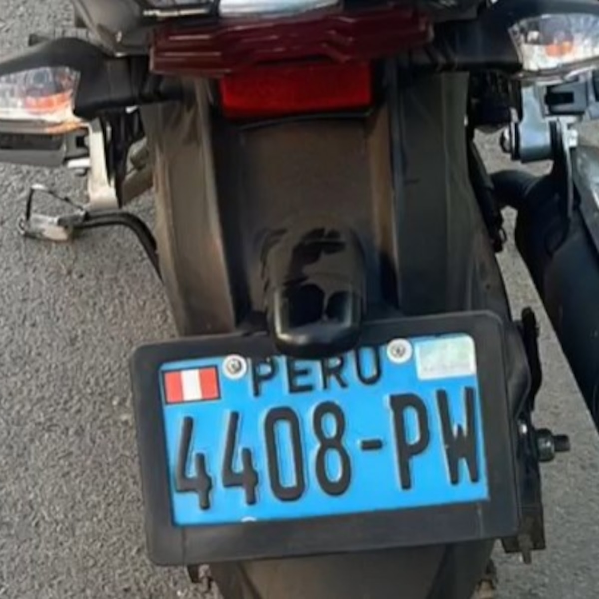 Motocicletas seguirán usando placa antigua: MTC suspende exigencia de nuevas placas holográficas hasta 2026, ¿cuál es el nuevo plazo? - Infobae