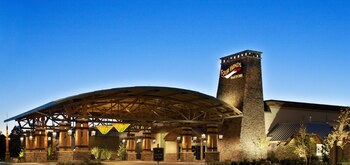 Vista exterior del casino Four