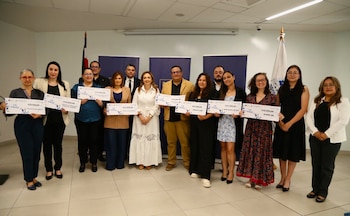 Once mipymes costarricenses fueron seleccionadas para recibir un fondo de capital destinado a fortalecer sus estrategias de comercio electrónico. Crédito: MEIC