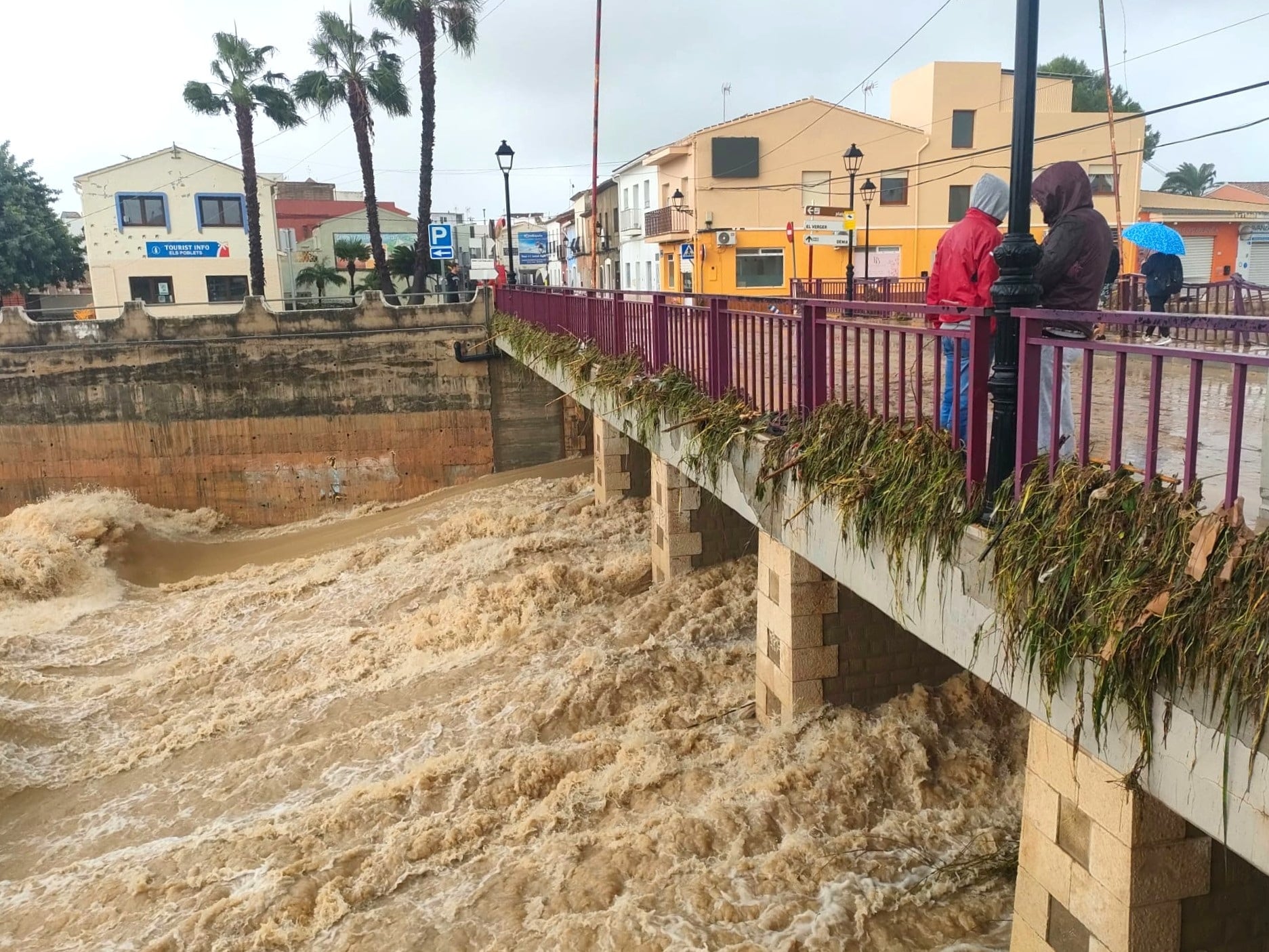 Efectos de la dana Adam en Els Poblets (Alicante), donde se ha desbordado el río Girona. (Europa Press)