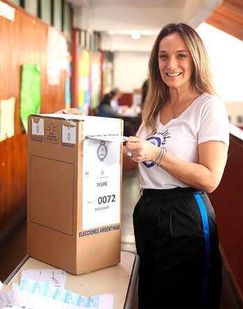 "Remera blanca con estampa y