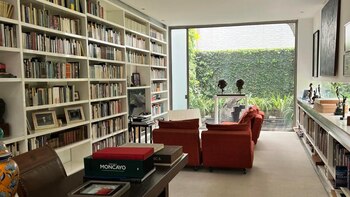 Con una exposición de la