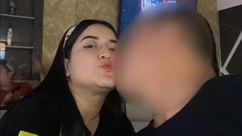 Una parte extensa de su testimonio estuvo dedicada a explicar cómo conoció a Luis Fernando Bohórquez, qué sabía sobre su situación matrimonial y por qué rechaza que la relación haya sido clandestina - crédito captura de pantalla Más Allá del Silencio