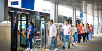La entidad de transporte urbano de Lima y Callao implementará accesos operativos y embarques intermedios en estaciones clave, buscando reducir los tiempos de espera y mejorar la circulación en los tramos de mayor demanda| ATU
