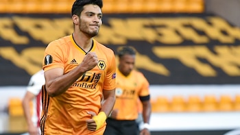 Raúl Jiménez regresa al Molineux y enciende a los Wolves
