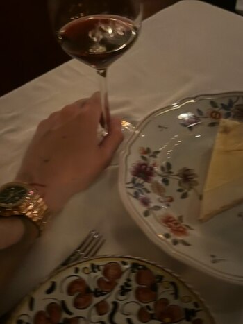 Sus fotografías muestran que disfruta de viajar constantemente y mientras tuvo su relación con el cantante de corridos tumbados, visitó diferentes lugares. (IG/hannah0well)