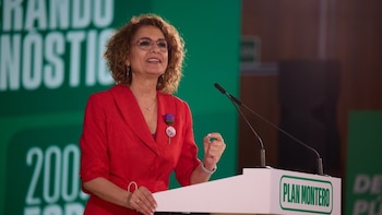 Montero muestra su apoyo a Begoña Gómez y critica a quienes "blanquean" comportamientos como el de Vito Quiles
