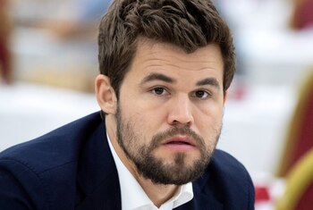 Magnus Carlsen, en una imagen de archivo. EFE/EPA/Georgi Licovski