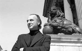 Héctor Alterio delante del Congreso