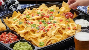 Charola grande de nachos con
