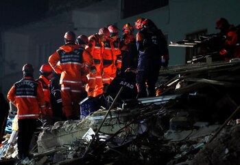 El equipo de rescatistas en