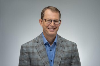 Mike Studeman, contraalmirante (R) de