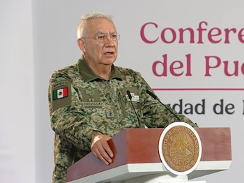 El titular de Defensa, Ricardo Trevilla Trejo, durante 'La Mañanera' de este martes. (Crédito: Gobierno de México)