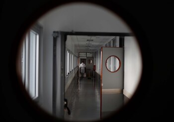 Hospitales Coronavirus argentina reuters