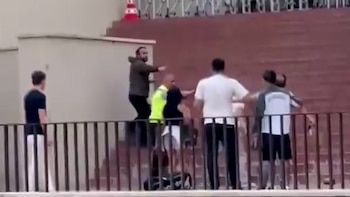 Agredieron a un histórico jugador de Uruguay en un shopping de Turquía: el atacante fue detenido por la policía